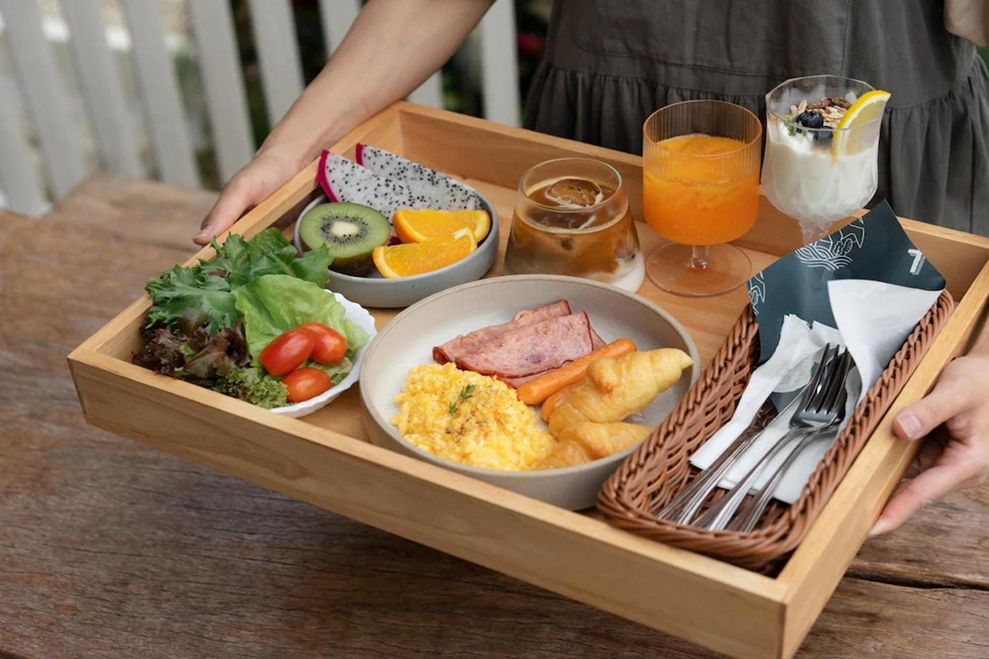 Taryn Tara Cafe And Stay 치앙마이 외부 사진